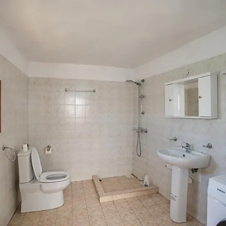 Authentic Seaview In Village *