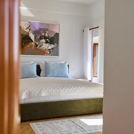 Authentic Seaview In Village Villa