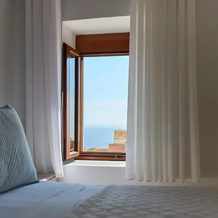 Villa Authentic Seaview In Village