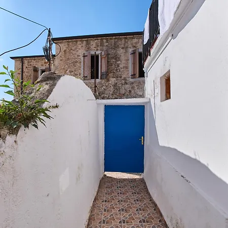 Authentic Seaview In Village Villa *