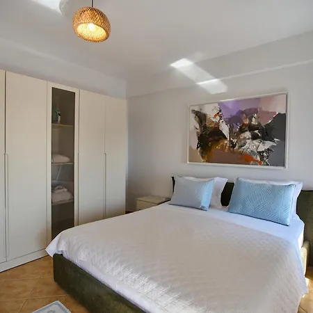 Villa Authentic Seaview In Village *