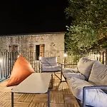 Authentic Seaview In Village
