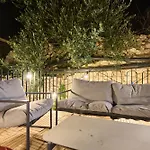 Authentic Seaview In Village Villa