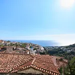 Villa Authentic Seaview In Village *