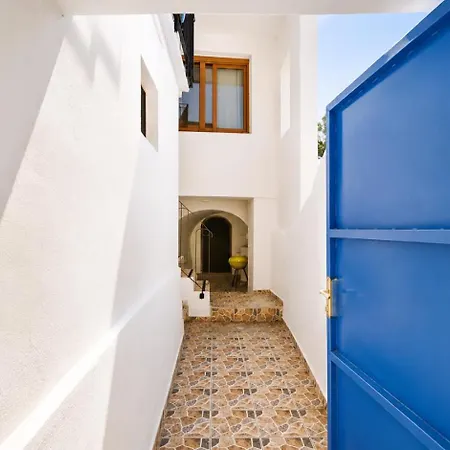 Villa Authentic Seaview In Village *
