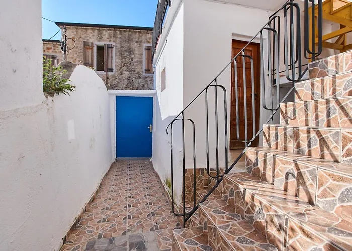 Willa Authentic Seaview In Village *