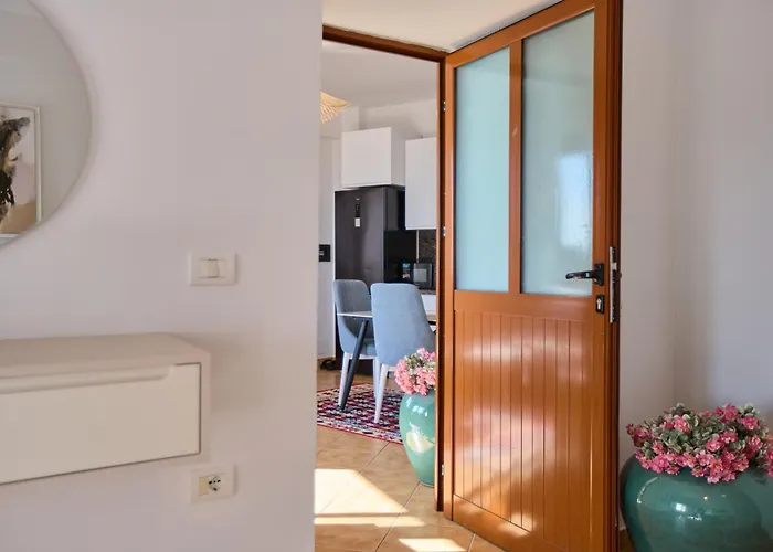 Willa Authentic Seaview In Village *