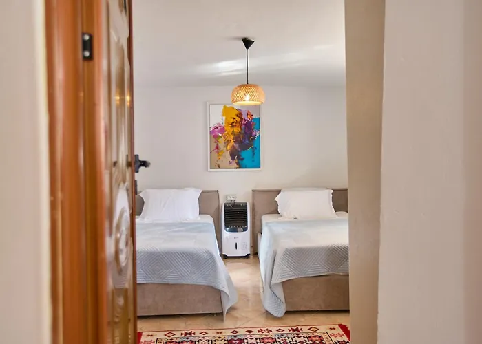 Willa Authentic Seaview In Village *