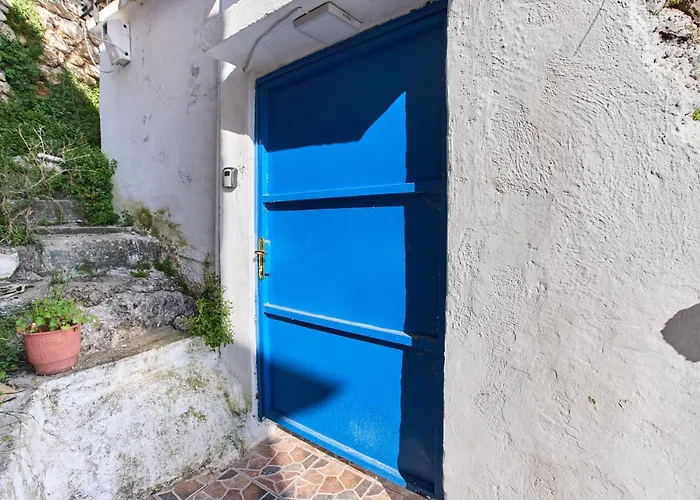 Authentic Seaview In Village Dhërmi