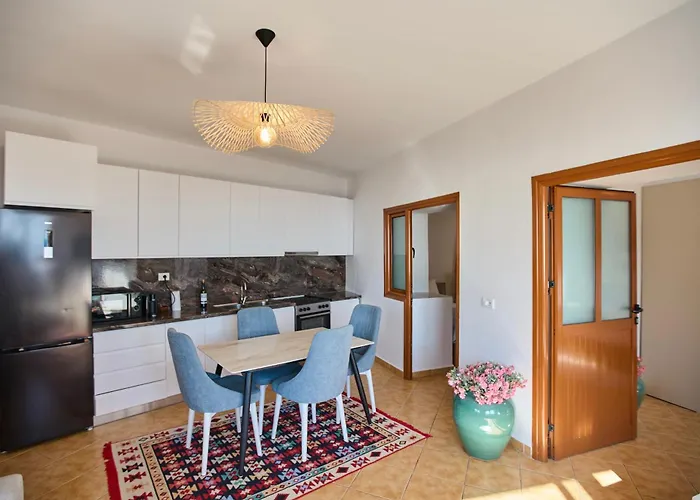Authentic Seaview In Village Willa Dhërmi