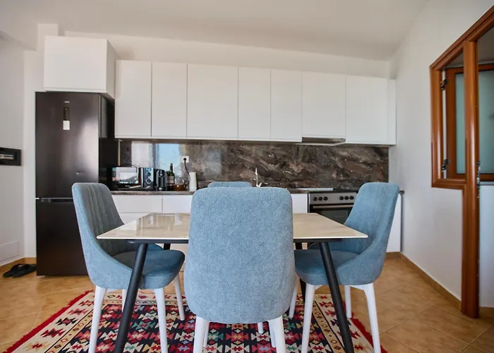 Βίλα Authentic Seaview In Village