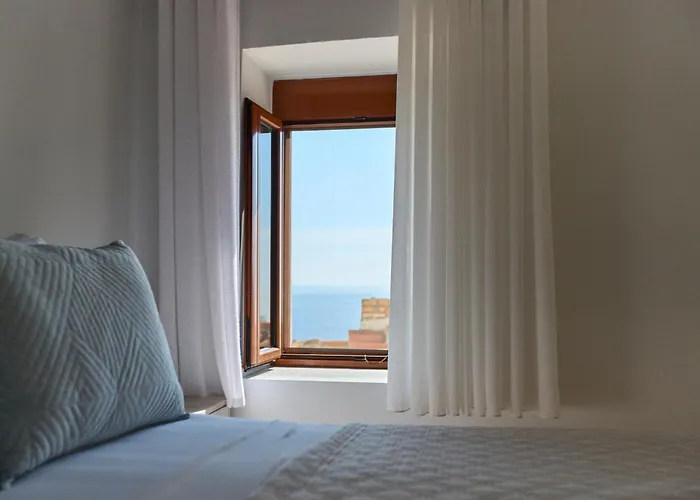Willa Authentic Seaview In Village